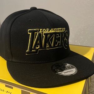 NEW LA Lakers Cap